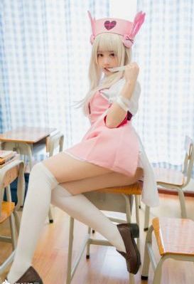 欧美精选xxx_1080免费观看视频